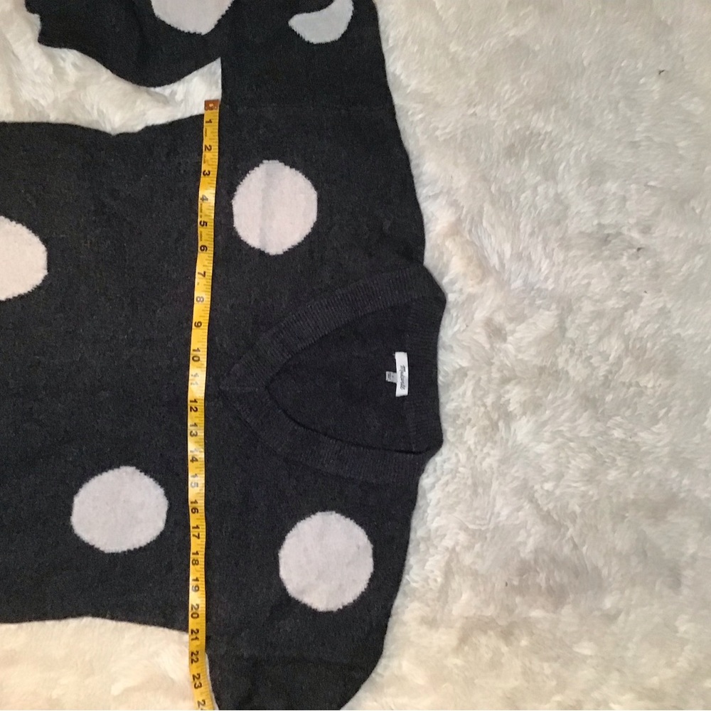 Madewell dotted Bartlett v-neck charcoal sweater size small - Picture 10 of 11